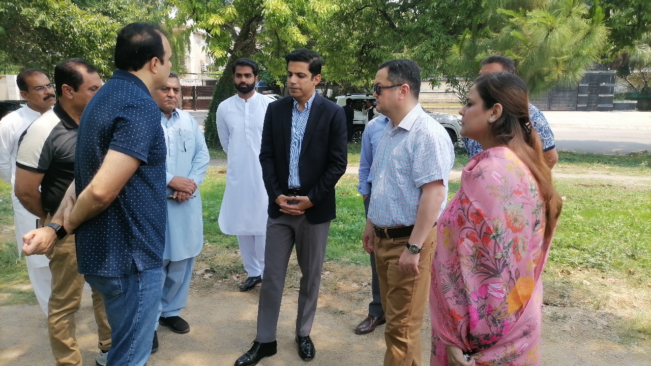 Pakistan-Uzbekistan Friendship Highlighted During Visit to Babar Park, Tashkent Road